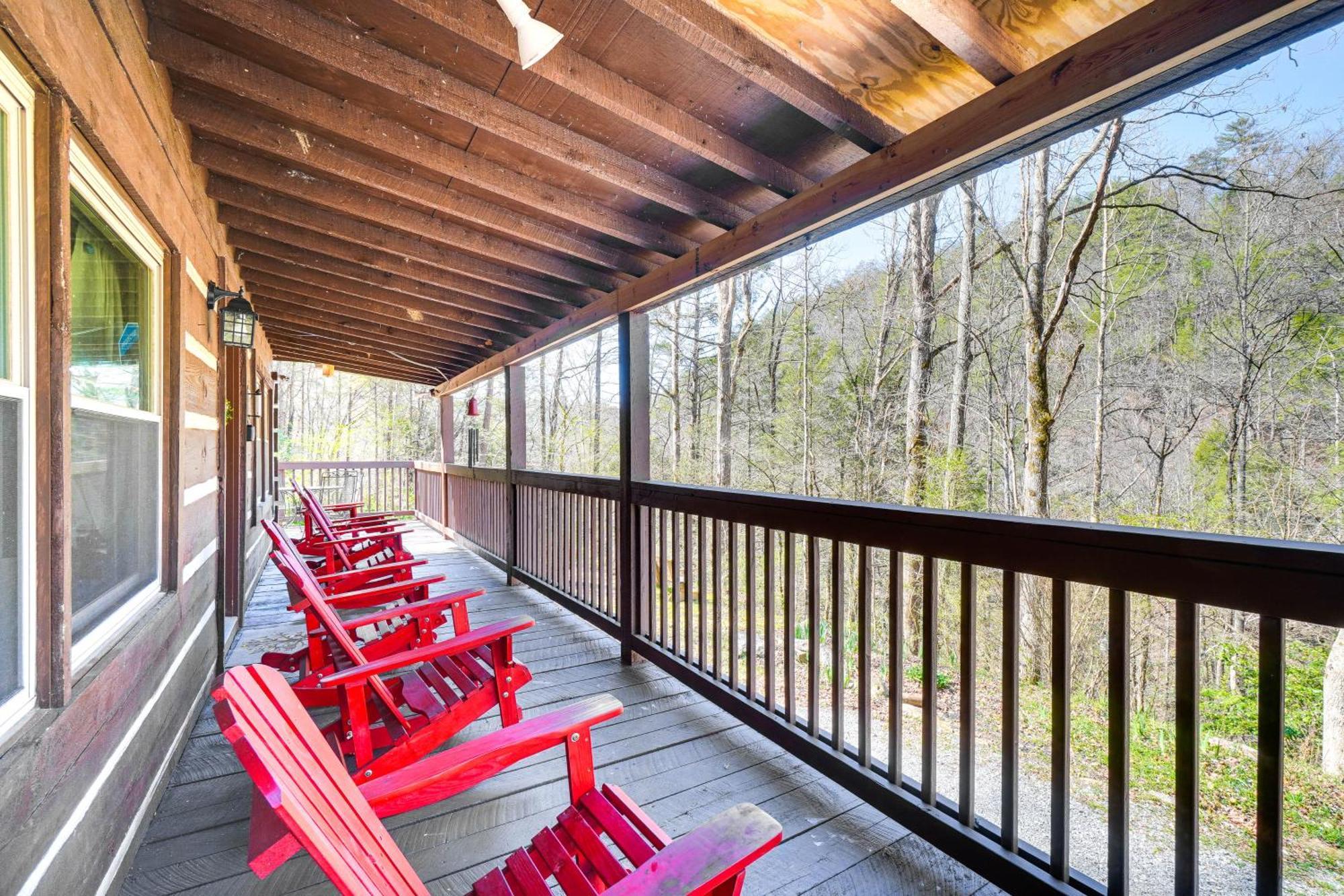 Serene Townsend Cabin Rental With Hot Tub And Grill! Exterior photo